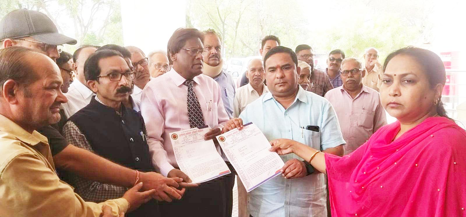 सीएम के नाम अपर कलेक्टर को फेडरेशन का ज्ञापन