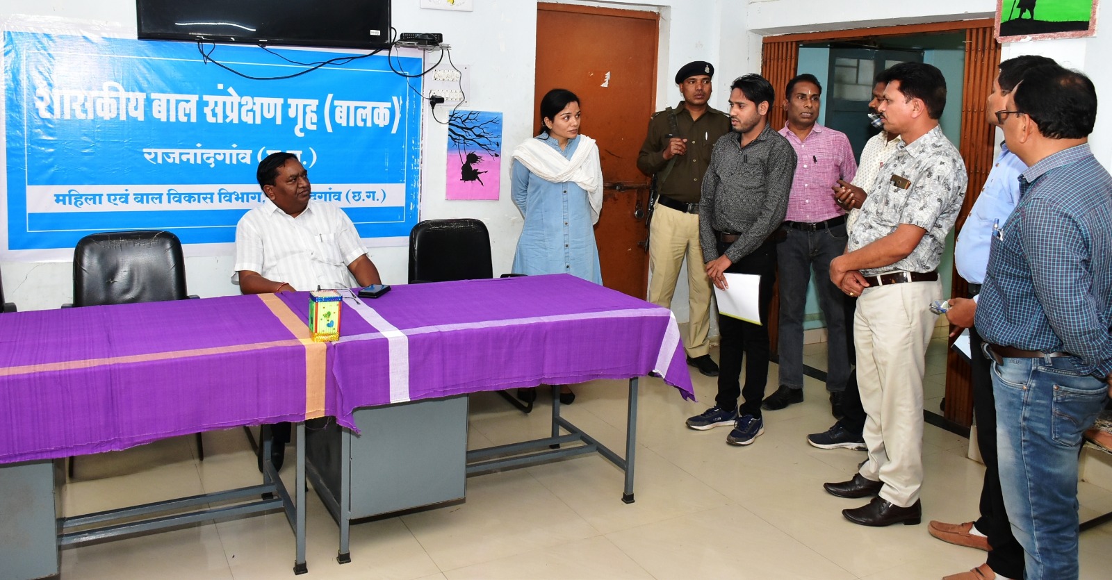 अच्छे से पढ़ाई कर अपने जीवन  को दिशा प्रदान करें -कलेक्टर