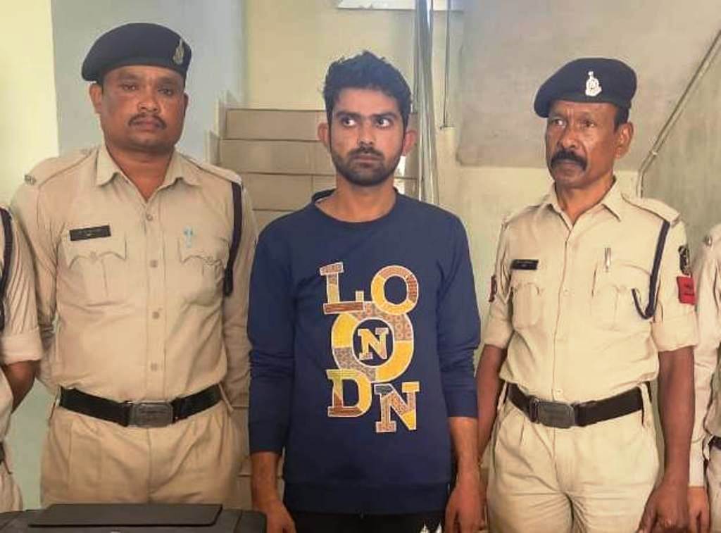 जलाना चाहता था लाश को, बदबू के डर से ग्राइंडर से कई टुकड़े कर टंकी में किया पैक