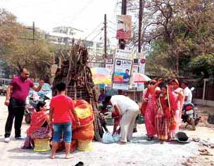 होली की उमंग आयुर्वेद के संग