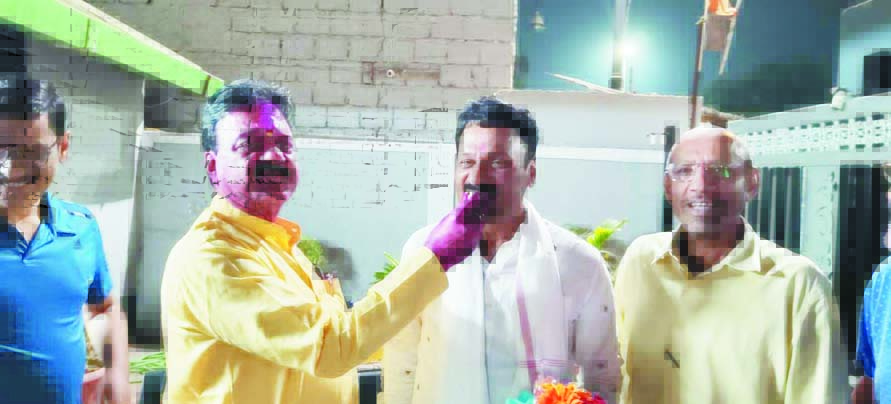 विधायक जैन ने क्रेडा अध्यक्ष स्वर्णकार को दी जन्मदिन की बधाई