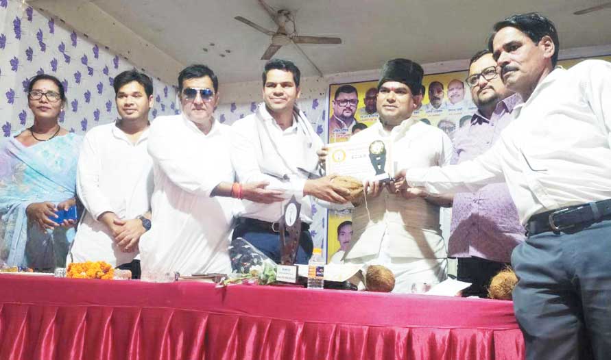 मस्तूरी में पत्रकार सम्मान समारोह