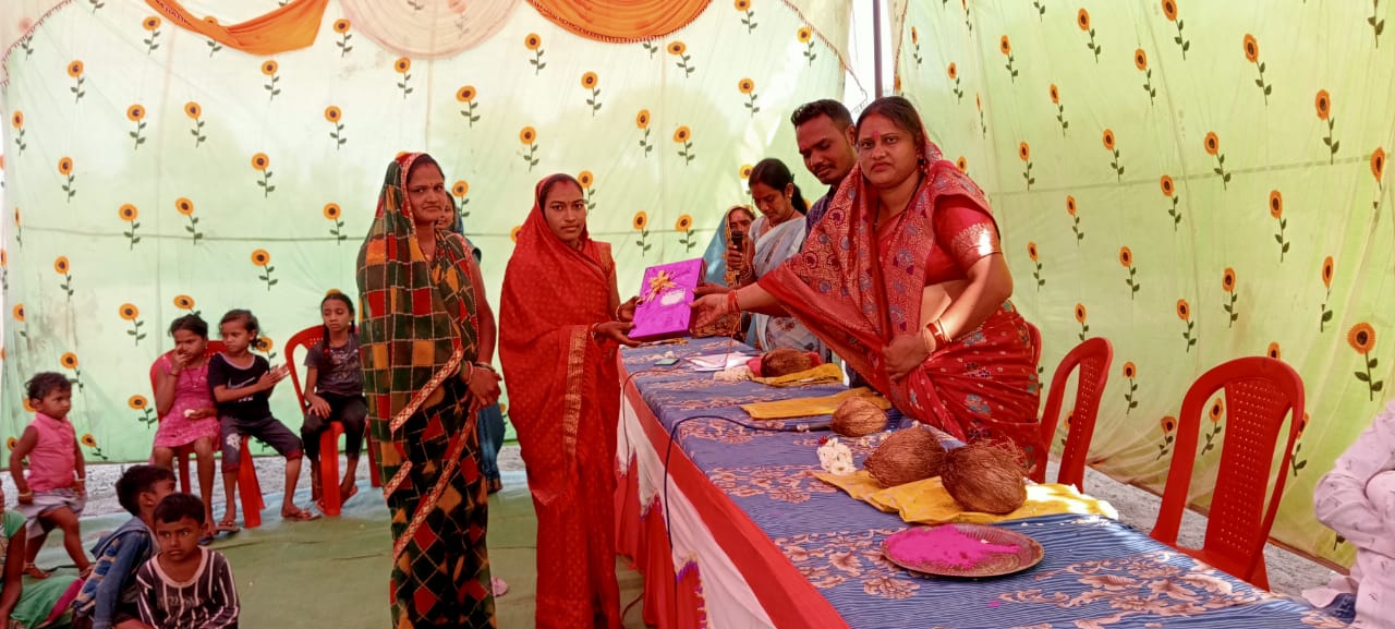 महिलाओं आत्मनिर्भर होकर कार्य कर रही है रोशनी वैष्णव