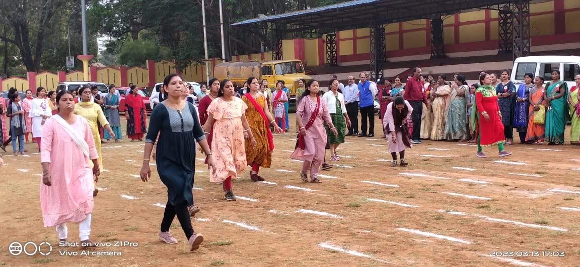 एसकेएमएस बचेली ने मनाया अंतरराष्ट्रीय महिला दिवस