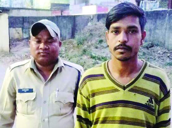 न्यायालय परिसर से बाइक चोरी करने वाला गिरफ्तार, 3 दुपहिया  बरामद