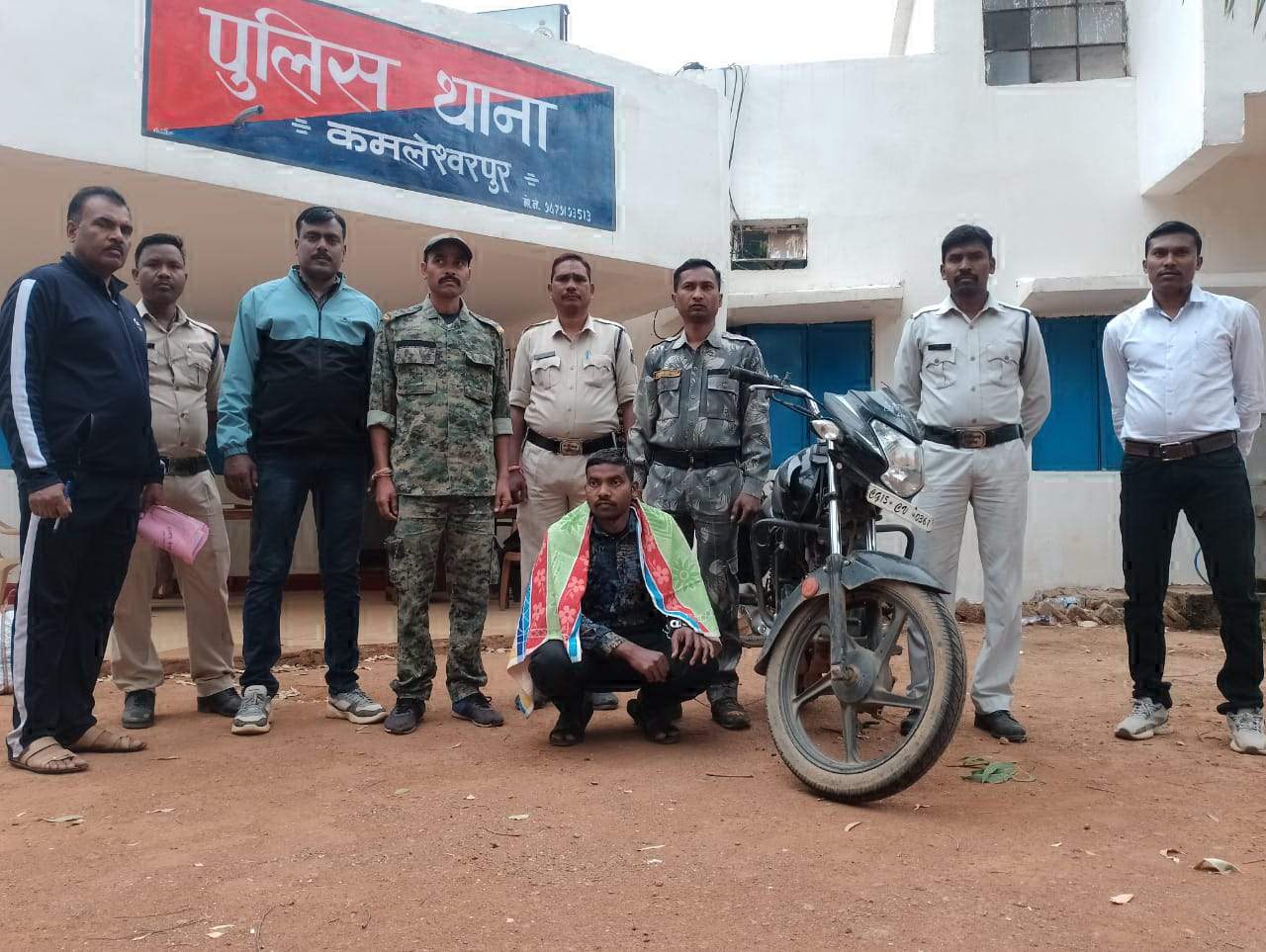  शादी कर साथ में रहने का दवाब बनाने  के कारण सीएएफ जवान ने की थी हत्या