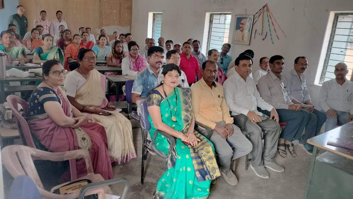 शिक्षकों का शाला सुरक्षा प्रशिक्षण, आपात स्थिति से निपटने के उपाय बताए