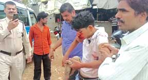 घायल शराबियों को अस्पताल पहुंचाती है 108 एंबुलेंस....