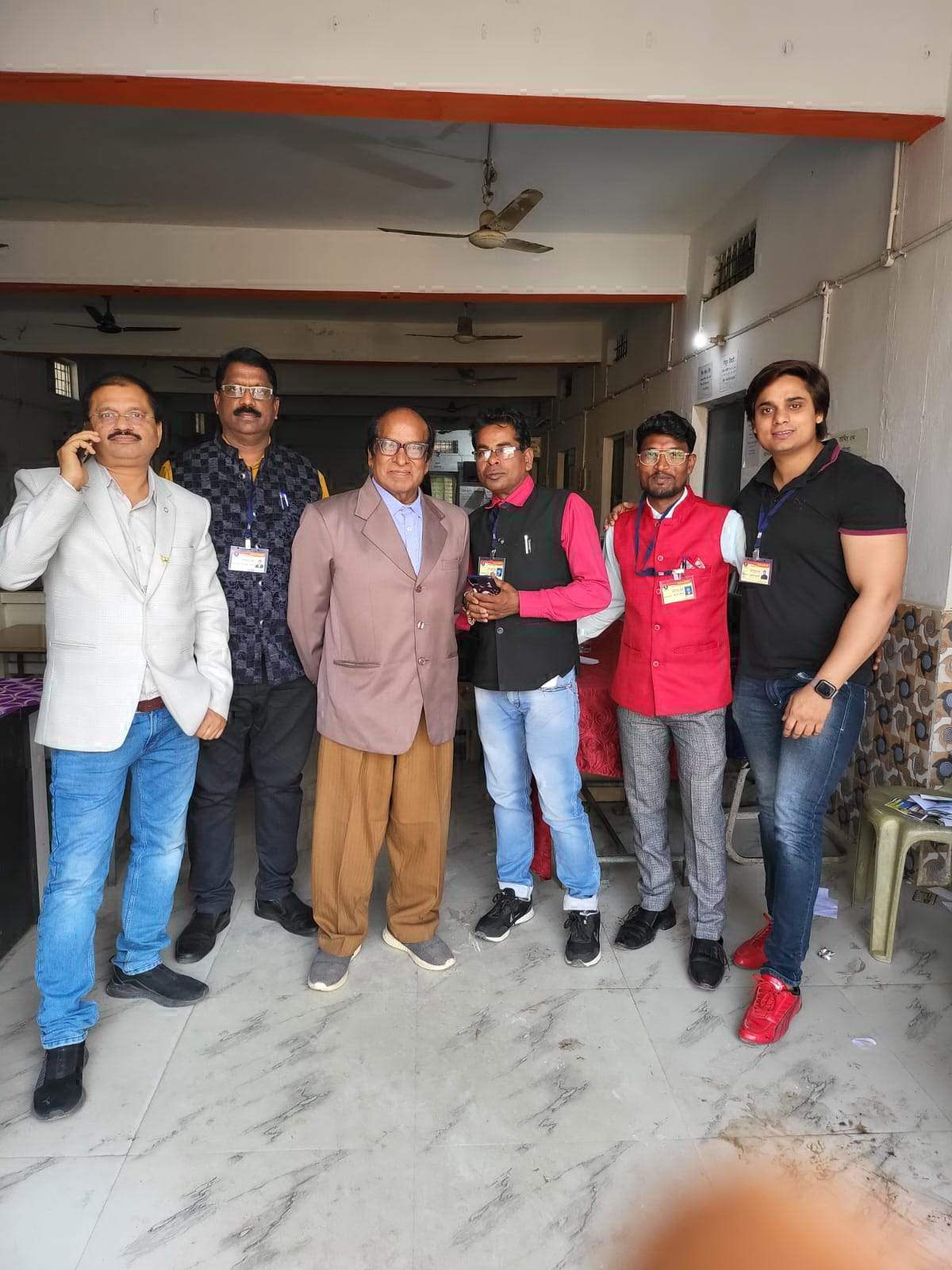 जिला अधिवक्ता संघ का चुनाव आज, पोस्टल बैलट से अब तक 101 वकीलों ने किया मतदान जिला अधिवक्ता संघ का चुनाव आज, पोस्टल बैलट से अब तक 101 वकीलों ने किया मतदान