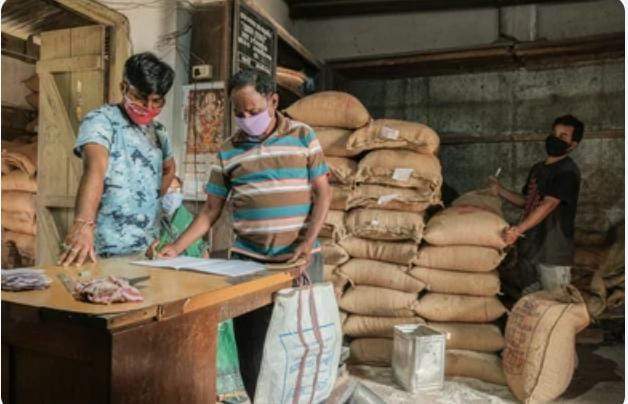 स्व सहायता समूहों के लंबित भुगतान का करें जल्द निराकरण- कलेक्टर स्व सहायता समूहों के लंबित भुगतान का करें जल्द निराकरण- कलेक्टर