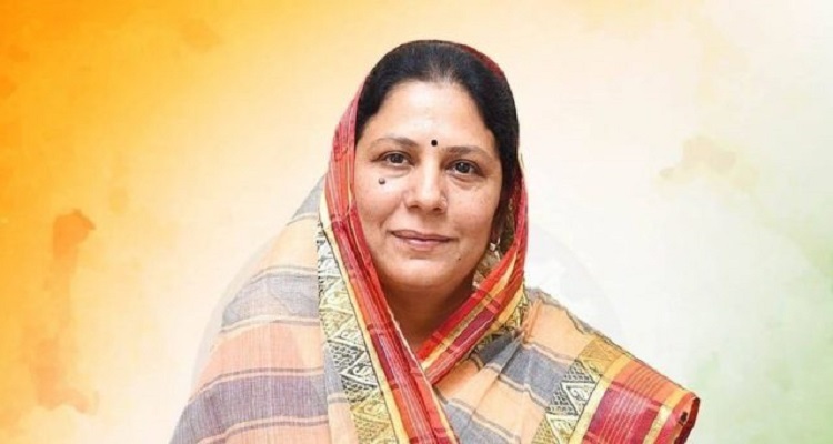 पीएचई ने तीन ठेकेदारों को ब्लैक लिस्ट किया