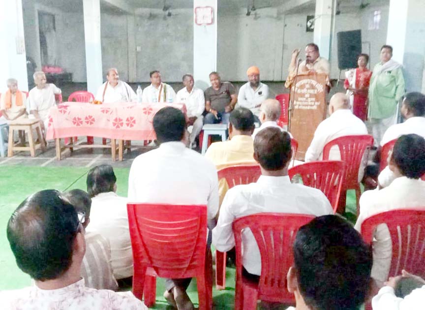 कंसारी समाज संगठित और मेहनती -धनेंद्र कंसारी समाज संगठित और मेहनती -धनेंद्र