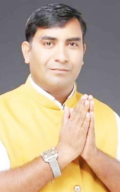 मुख्यमंत्री वृक्ष संपदा योजना से किसान बड़ा लाभ अर्जित करेंगे - महेंद्र मुख्यमंत्री वृक्ष संपदा योजना से किसान बड़ा लाभ अर्जित करेंगे - महेंद्र