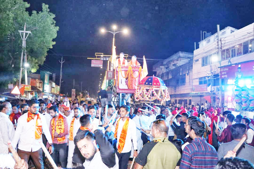 चेट्रीचंड महोत्सव पर शोभायात्रा निकली चेट्रीचंड महोत्सव पर शोभायात्रा निकली