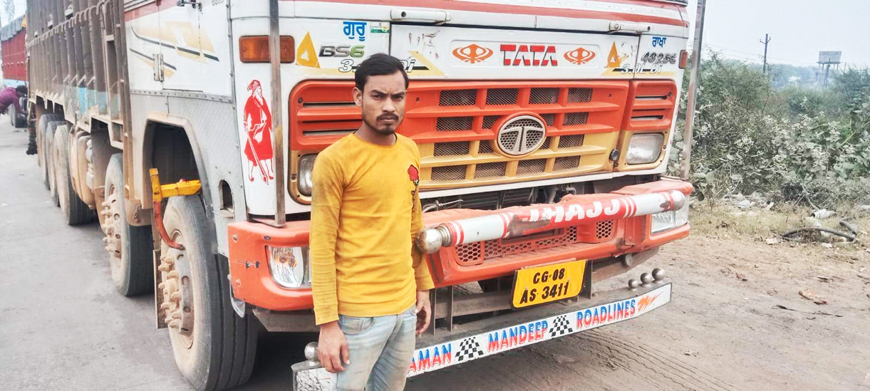 ओवरलोड वाहन, 36-36 हजार का जुर्माना  