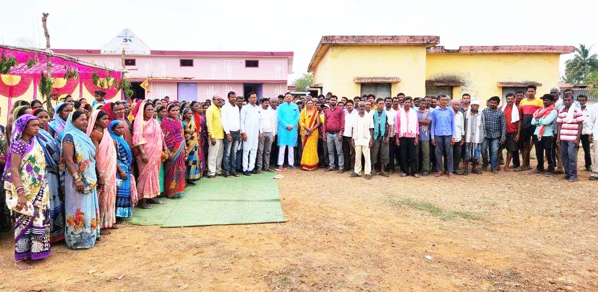 प्रति एकड़ 20 क्विंटल खरीदी की घोषणा से किसानों में उत्साह प्रति एकड़ 20 क्विंटल खरीदी की घोषणा से किसानों में उत्साह