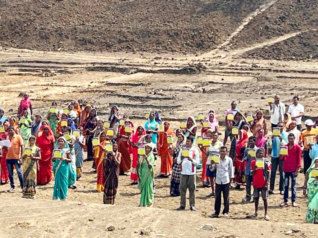 नवागाँव-उमरदा में बन रहा अमृत सरोवर नवागाँव-उमरदा में बन रहा अमृत सरोवर