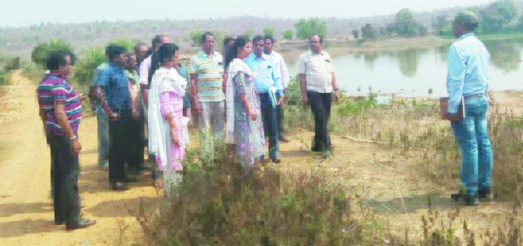 कलेक्टर ने केडार, किंकारी और आमाकोनी को पर्यटन केन्द्र के रूप में विकसित करने किया निरीक्षण किया कलेक्टर ने केडार, किंकारी और आमाकोनी को पर्यटन केन्द्र के रूप में विकसित करने किया निरीक्षण किया