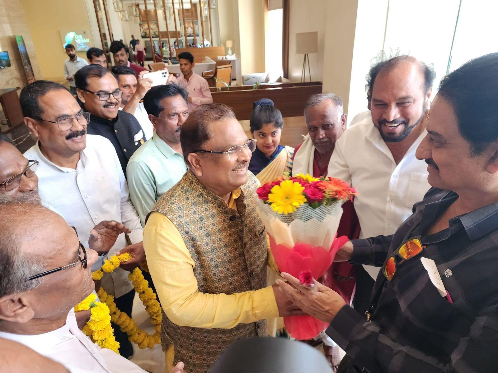 राज्य सरकार व पुलिस विभाग से अगर मिले सहयोग तो बस्तर में भी बनेगी फिल्म-सुमन तलवार