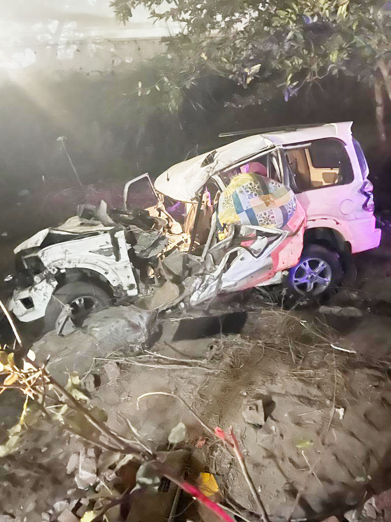 पिकअप-ट्रैक्टर भिड़ंत में 6 घायलों की हालत अब भी नाजुक, बाकी 19 की सेहत में सुधार पिकअप-ट्रैक्टर भिड़ंत में 6 घायलों की हालत अब भी नाजुक, बाकी 19 की सेहत में सुधार