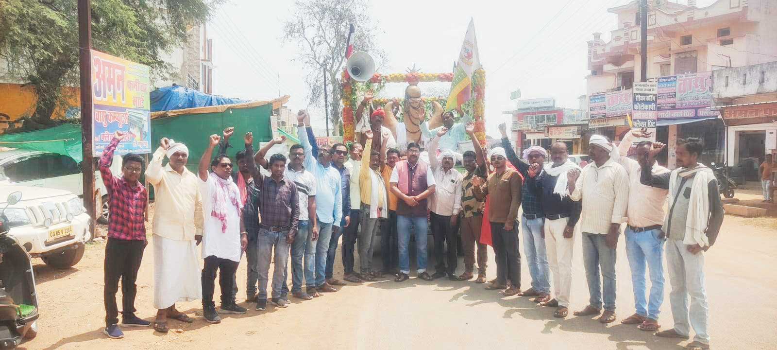  बूढ़ादेव यात्रा का समाज के लोगों ने किया स्वागत