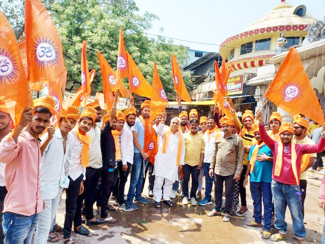 रामनवमी शोभायात्रा में गूंजे  जय श्रीराम के जयकारे