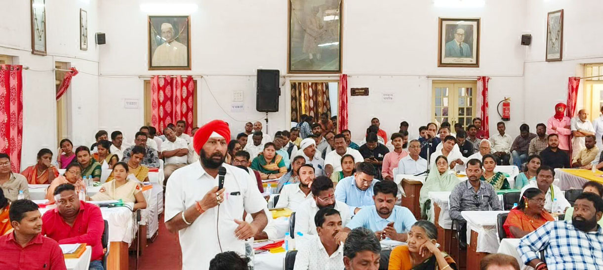 विपक्ष के शोर-शराबे के बीच महापौर ने पेश किया चौथा बजट