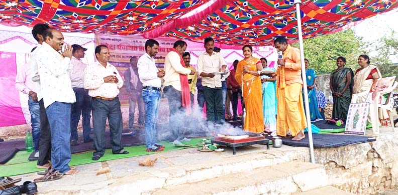 प्रदेश सरकार के खिलाफ सडक़ पर पंचायत सचिव