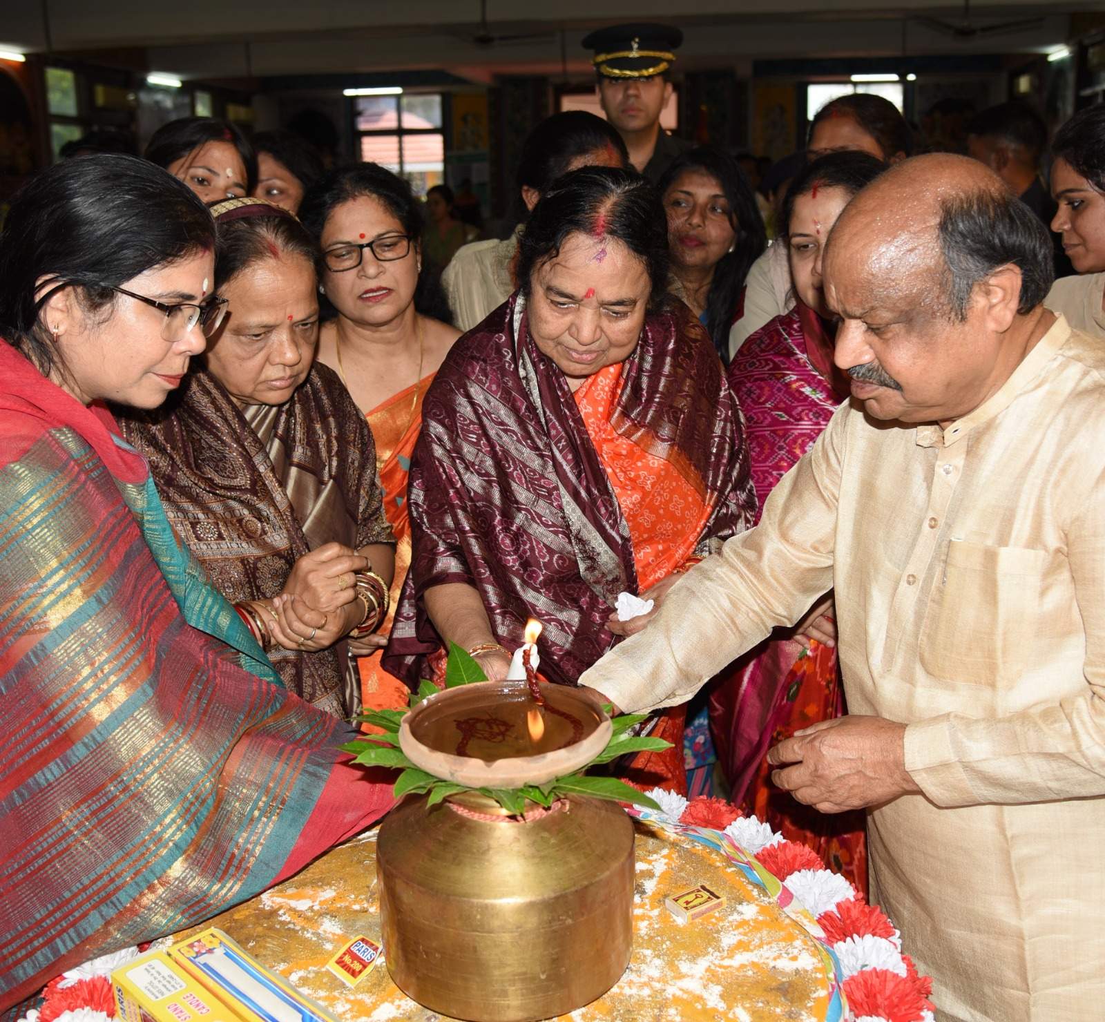 सुप्रभा हरिचंदन ने उत्कल दिवस पर स्वास्थ्य शिविर का किया उद्घाटन