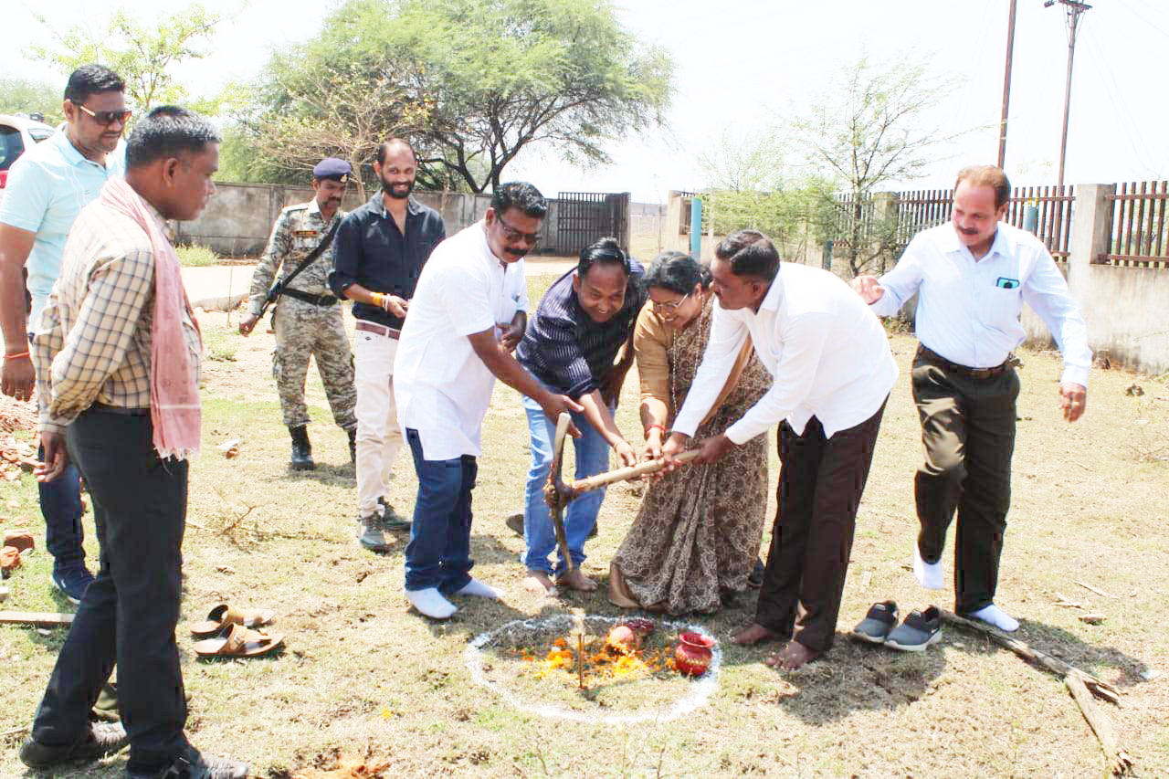 मेयर ने किया मुक्तिधाम जीर्णोंद्धार का भूमिपूजन