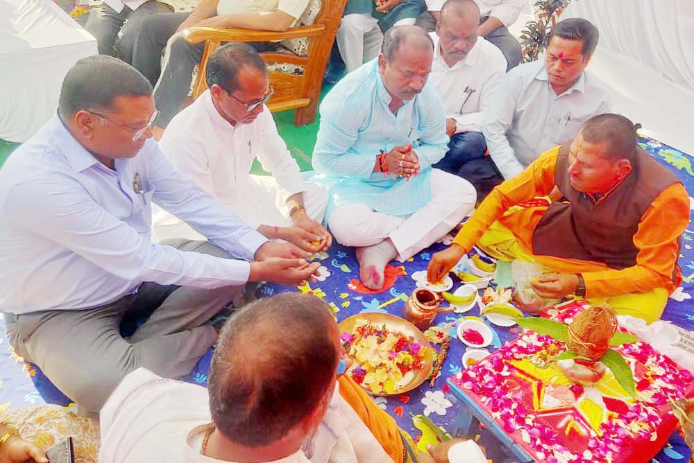 विधायक कमरो ने किया 3 करोड़ के विकास कार्यों का भूमिपूजन