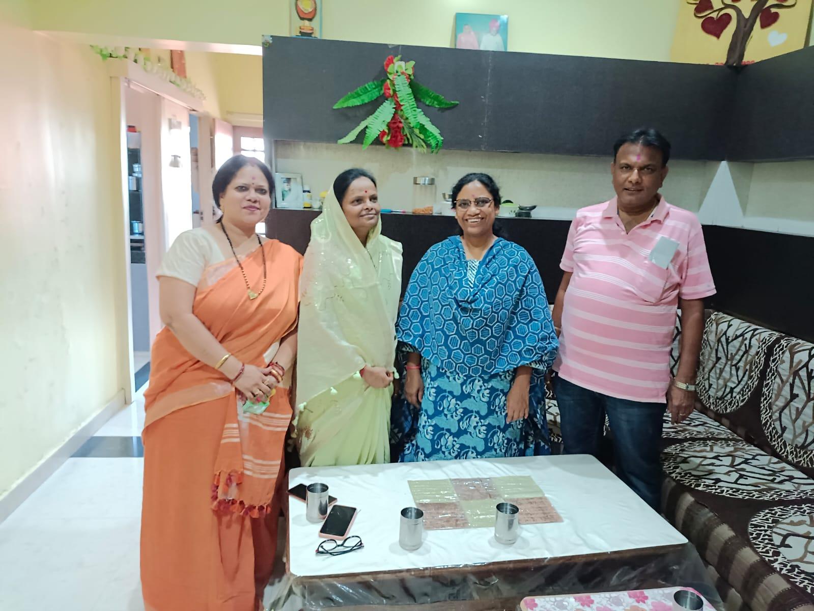 लता उसेंडी गोलछा निवास पहुंचीं