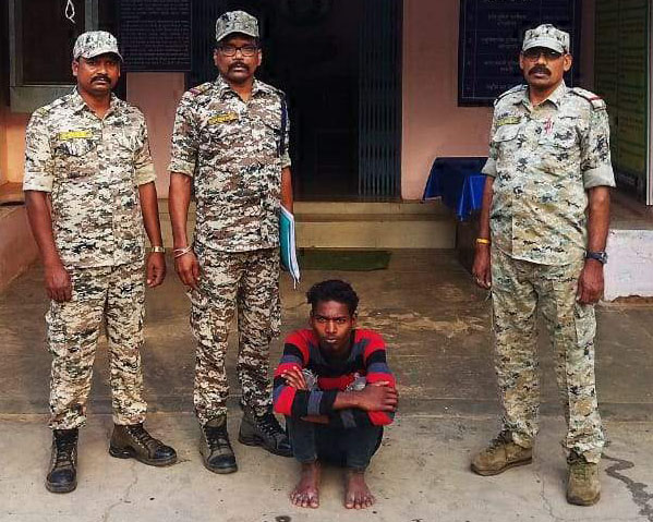 चोरी का आरोपी गिरफ्तार