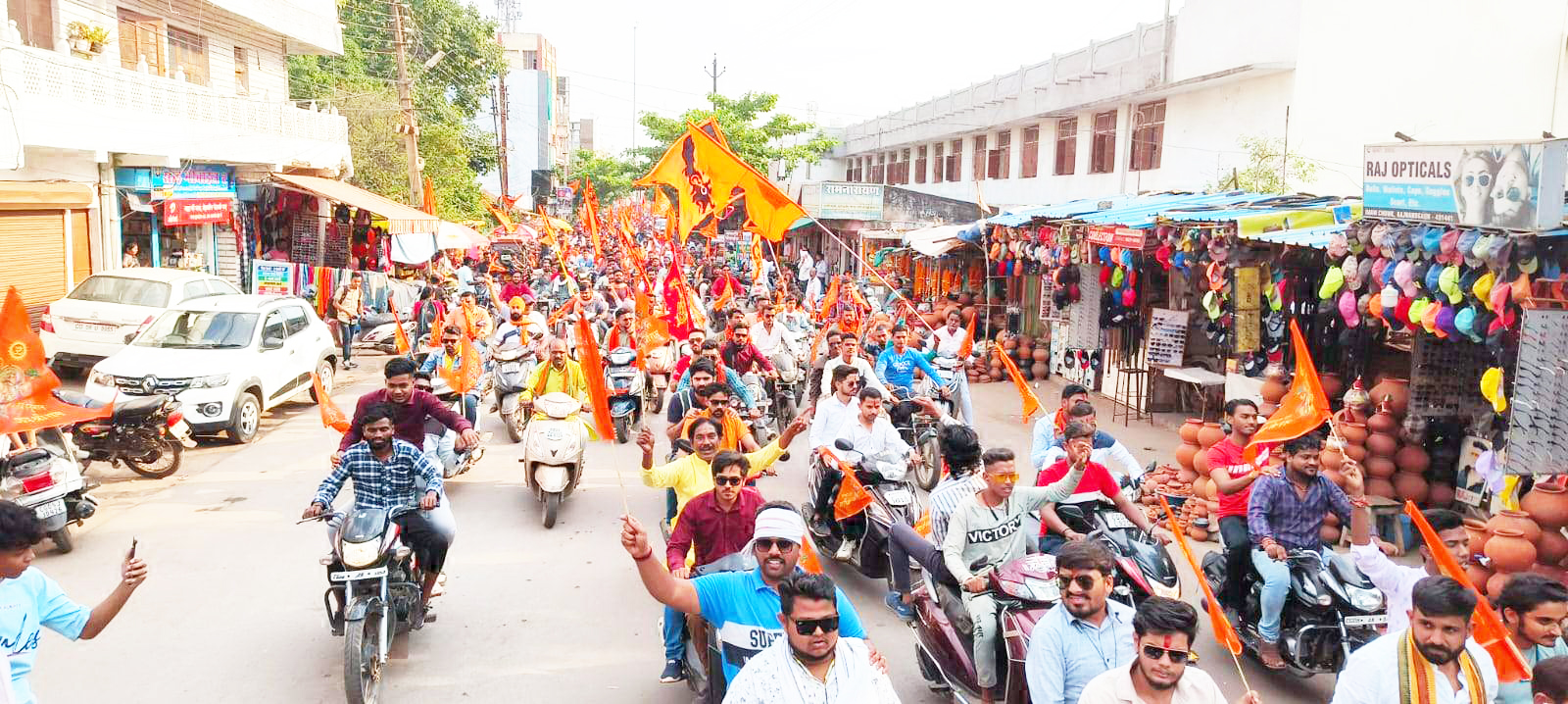 शहर में निकली बाईक रैली शहर में निकली बाईक रैली