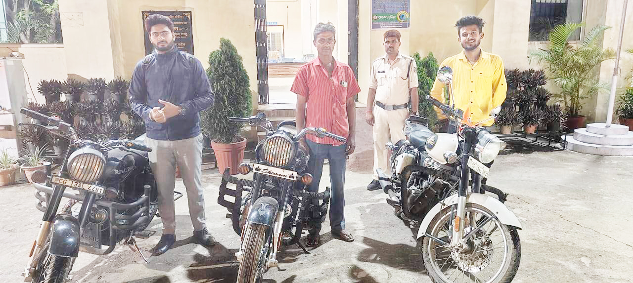 मॉडिफाइड साइलेंसर वाले बुलेट चालकों पर कार्रवाई, 3 सपड़ाए