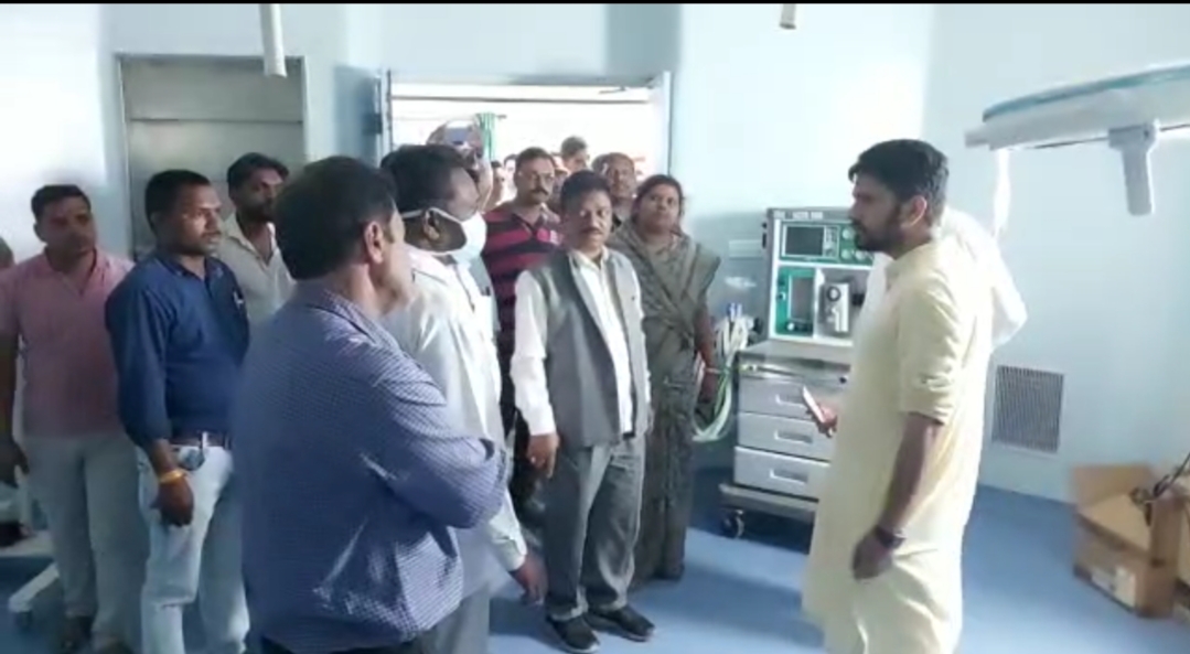 सरगुजा जिपं उपाध्यक्ष आदित्येश्वर पहुंचे भैयाथान, सीएचसी का निरीक्षण