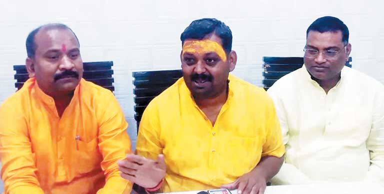 कांग्रेस डरने वाली नहीं, हम सवाल करते रहेंगे-कमरो