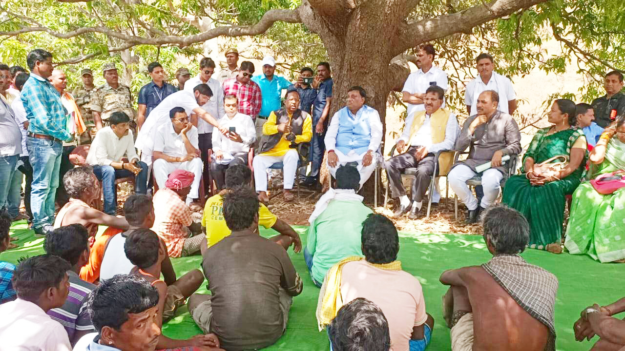 आर्थिक तंगी और भूखमरी से पहाड़ी कोरवा ने सामूहिक आत्महत्या की-भाजपा आर्थिक तंगी और भूखमरी से पहाड़ी कोरवा ने सामूहिक आत्महत्या की-भाजपा