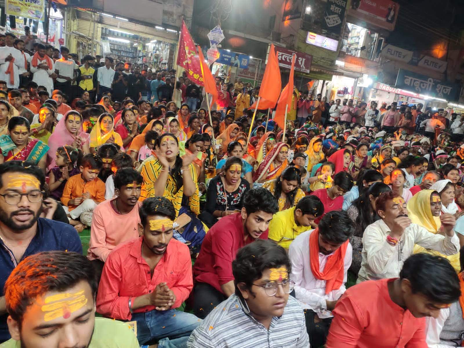 हनुमान जन्मोत्सव पर शोभायात्रा व सामूहिक हनुमान चालीसा पाठ
