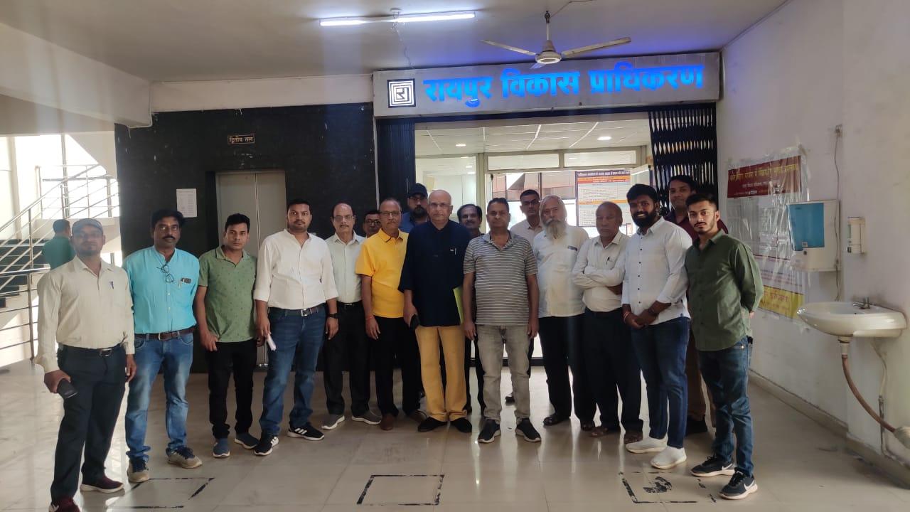 कमल विहार के रहवासियों को समय देकर नहीं मिले आरडीए सीईओ, गुस्सा भडक़ा