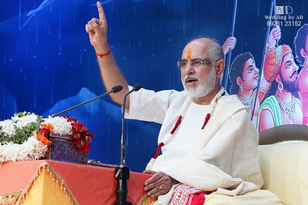 नश्वर को छोड़ने की प्रक्रिया ही भागवत है- रमेश भाई