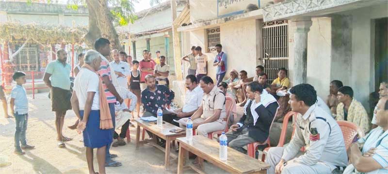 सरपंच ने कराया एक परिवार का हुक्कापानी बंद