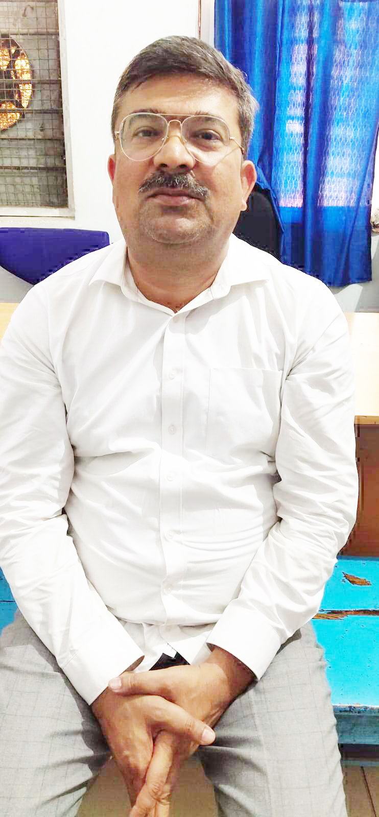 अश्लील मैसेज व ऑडियो भेजने वाला नागपुर से गिरफ्तार अश्लील मैसेज व ऑडियो भेजने वाला नागपुर से गिरफ्तार
