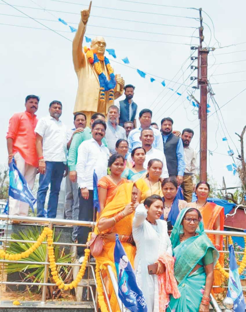 संविधान रचियता की जयंती पर भाजपा ने किया वृद्ध महिलाओं का सम्मान संविधान रचियता की जयंती पर भाजपा ने किया वृद्ध महिलाओं का सम्मान