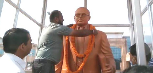 बाबा साहेब ने पिछड़े व कमजोर वर्ग को दिलाया अधिकार- कलेक्टर