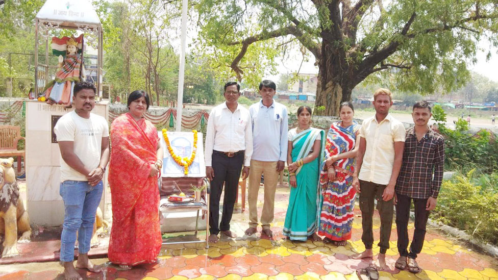  अंबेडकर को किया याद