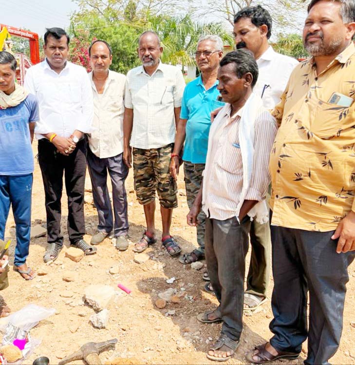 नवागाँव स्कूल में अतिरिक्त कक्ष का भूमिपूजन