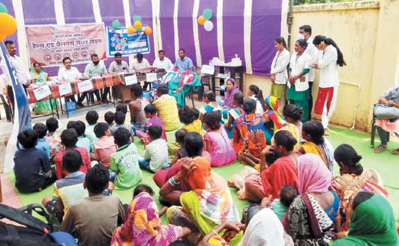 हेल्थ एंड वैलनेस सेंटर की 5वीं वर्षगांठ पर स्वास्थ्य केंद्रों में हेल्थ मेला
