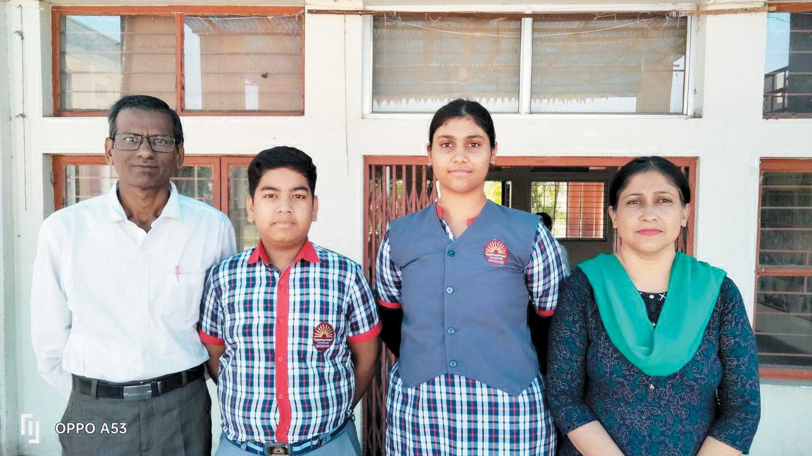 केन्द्रीय विद्यालय के 2 छात्रों का युवा वैज्ञानिक कार्यक्रम के लिए चयन