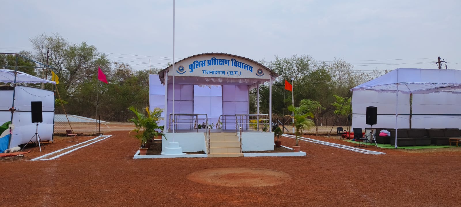 बस्तर फाइटर्स के दस्ते में बीटेक और पोस्ट ग्रेज्युएट महिला सुरक्षाकर्मी